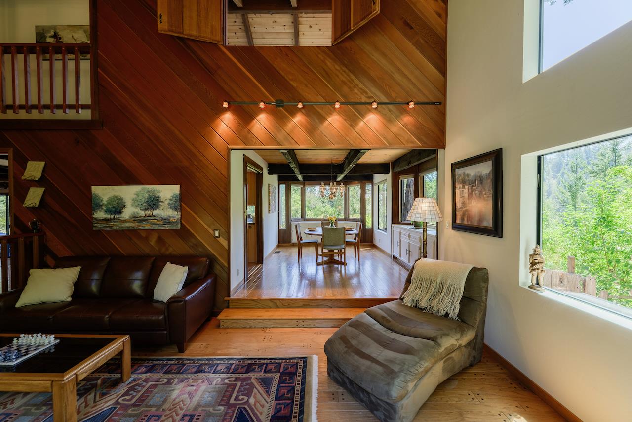 865 Valley View Road