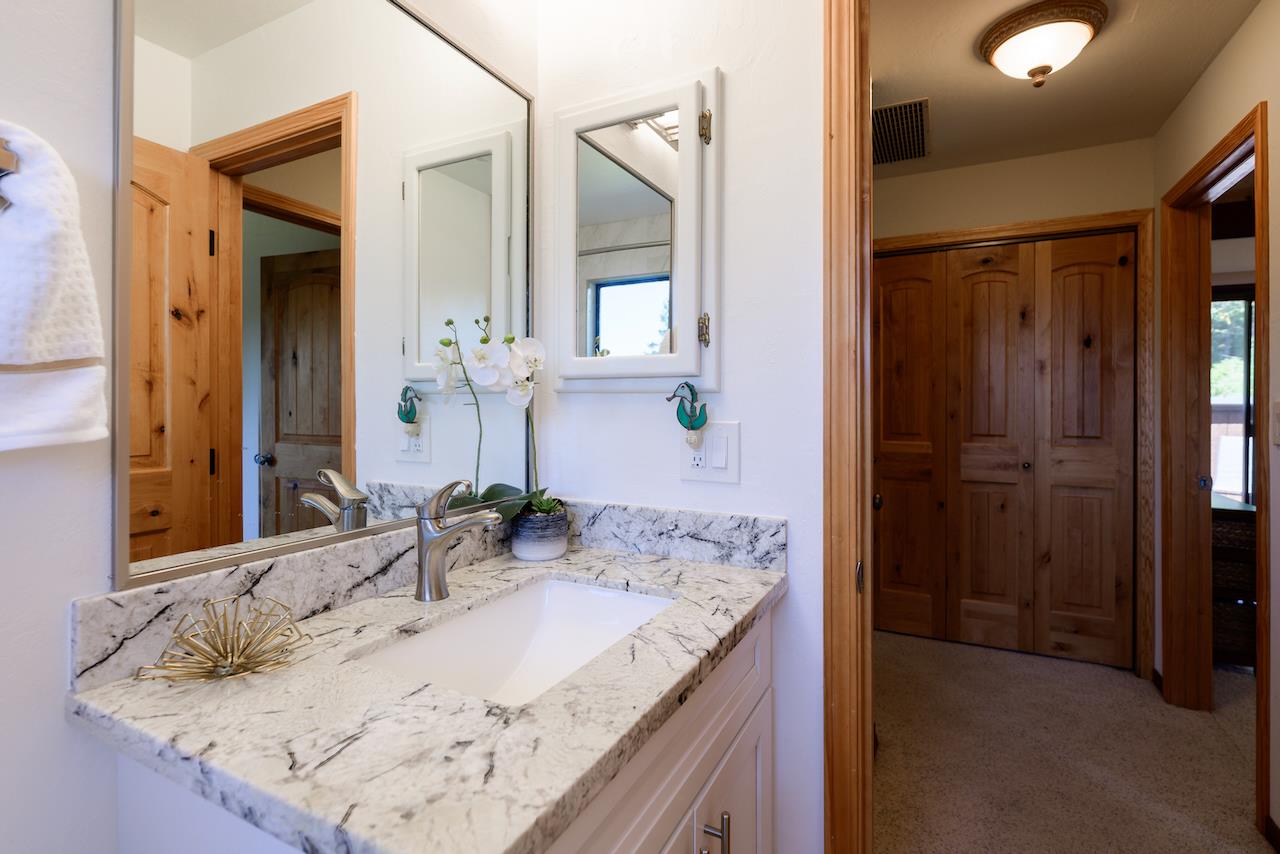 865 Valley View Road