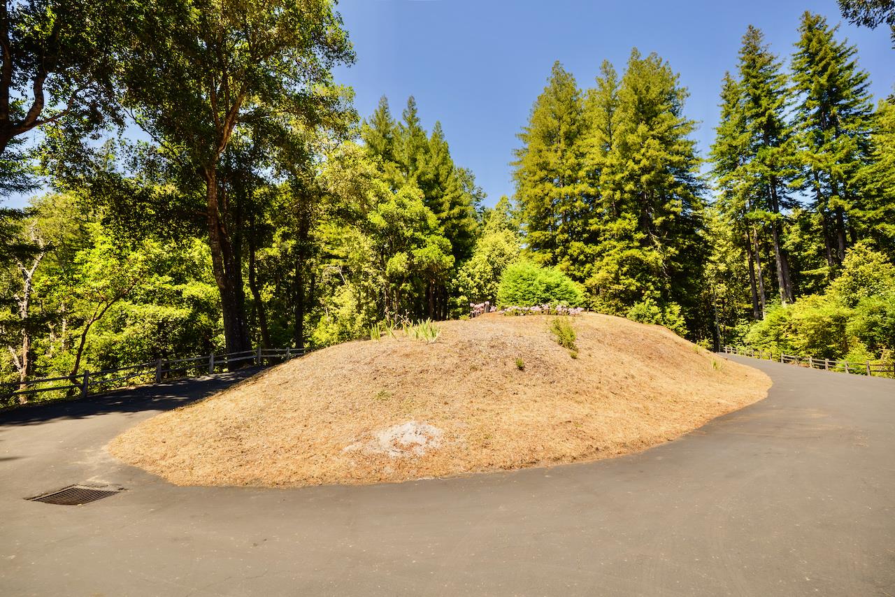 865 Valley View Road