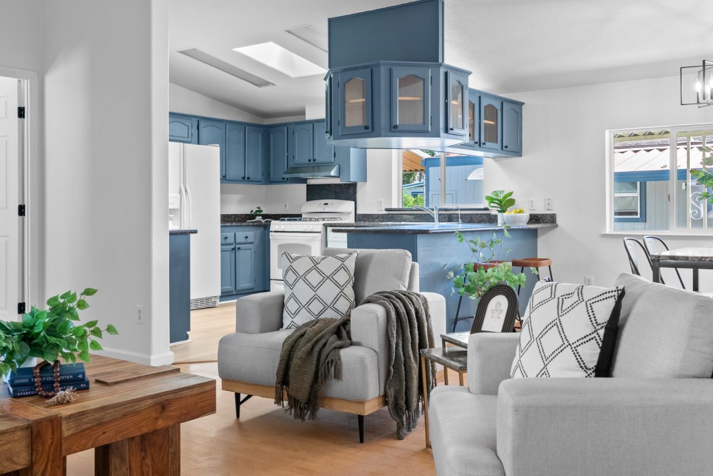 2759 Whispering Hills Drive Unit: 2759