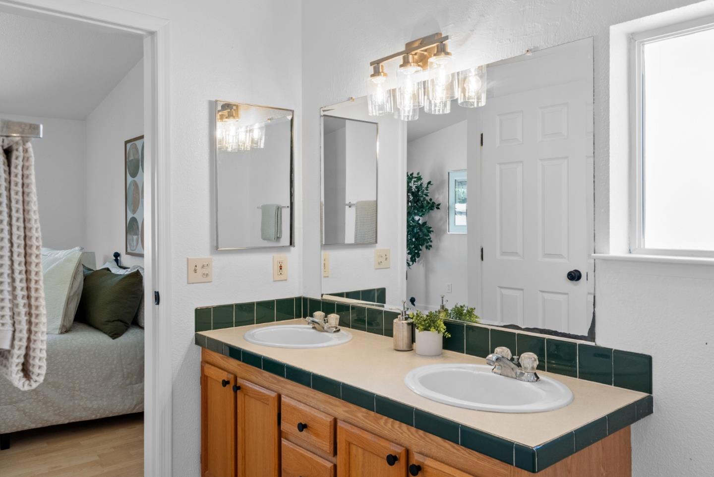 2759 Whispering Hills Drive Unit: 2759