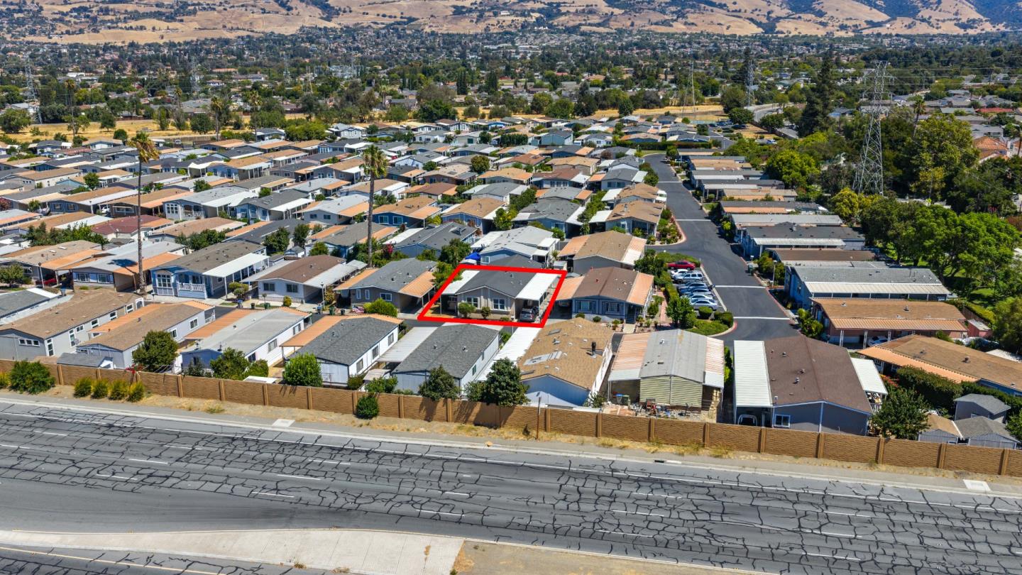 2759 Whispering Hills Drive Unit: 2759