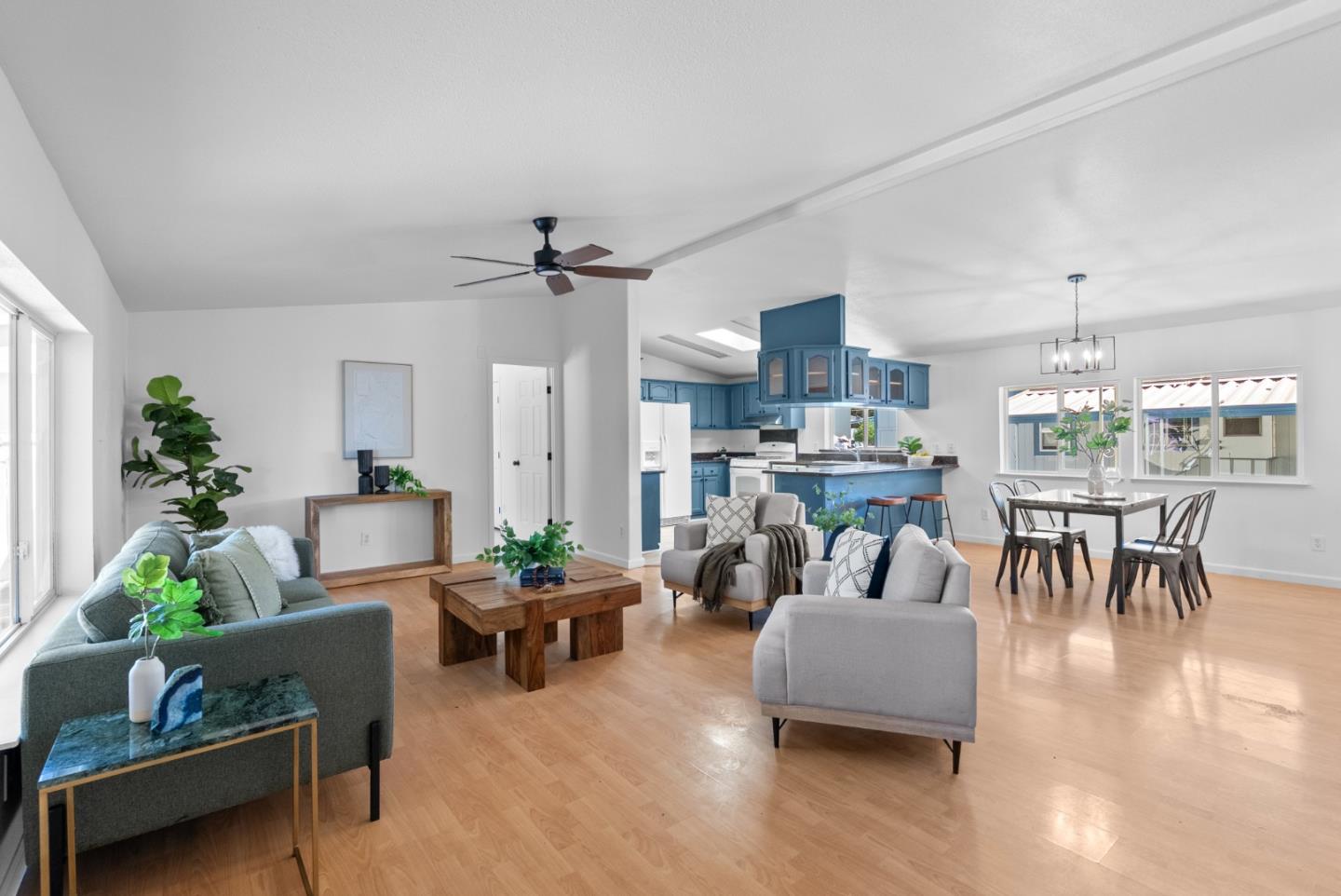 2759 Whispering Hills Drive Unit: 2759