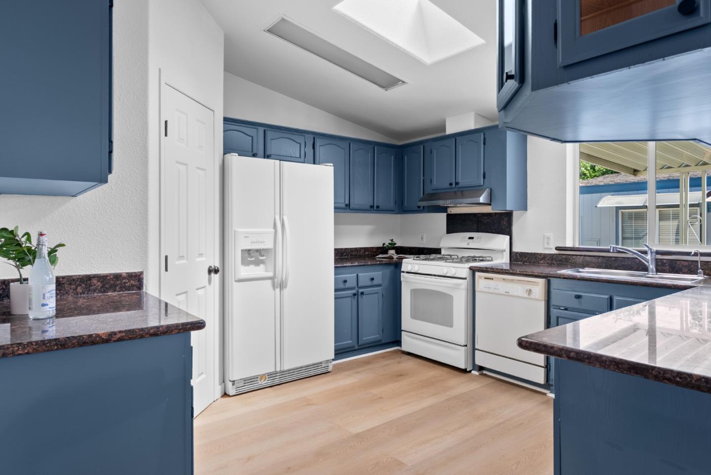 2759 Whispering Hills Drive Unit: 2759