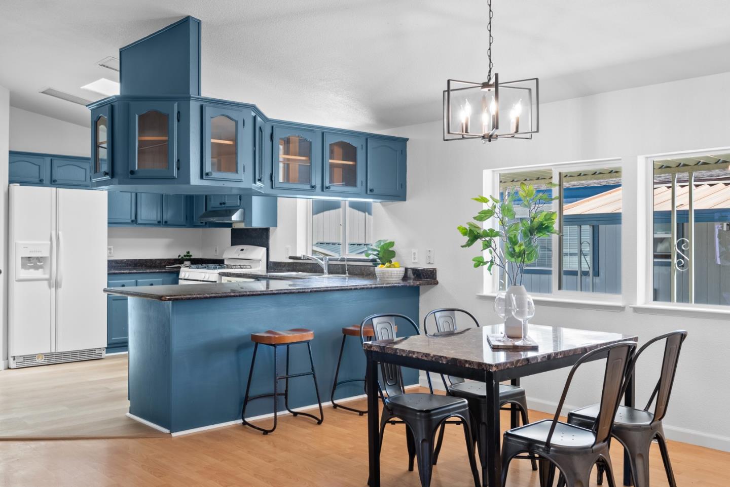 2759 Whispering Hills Drive Unit: 2759