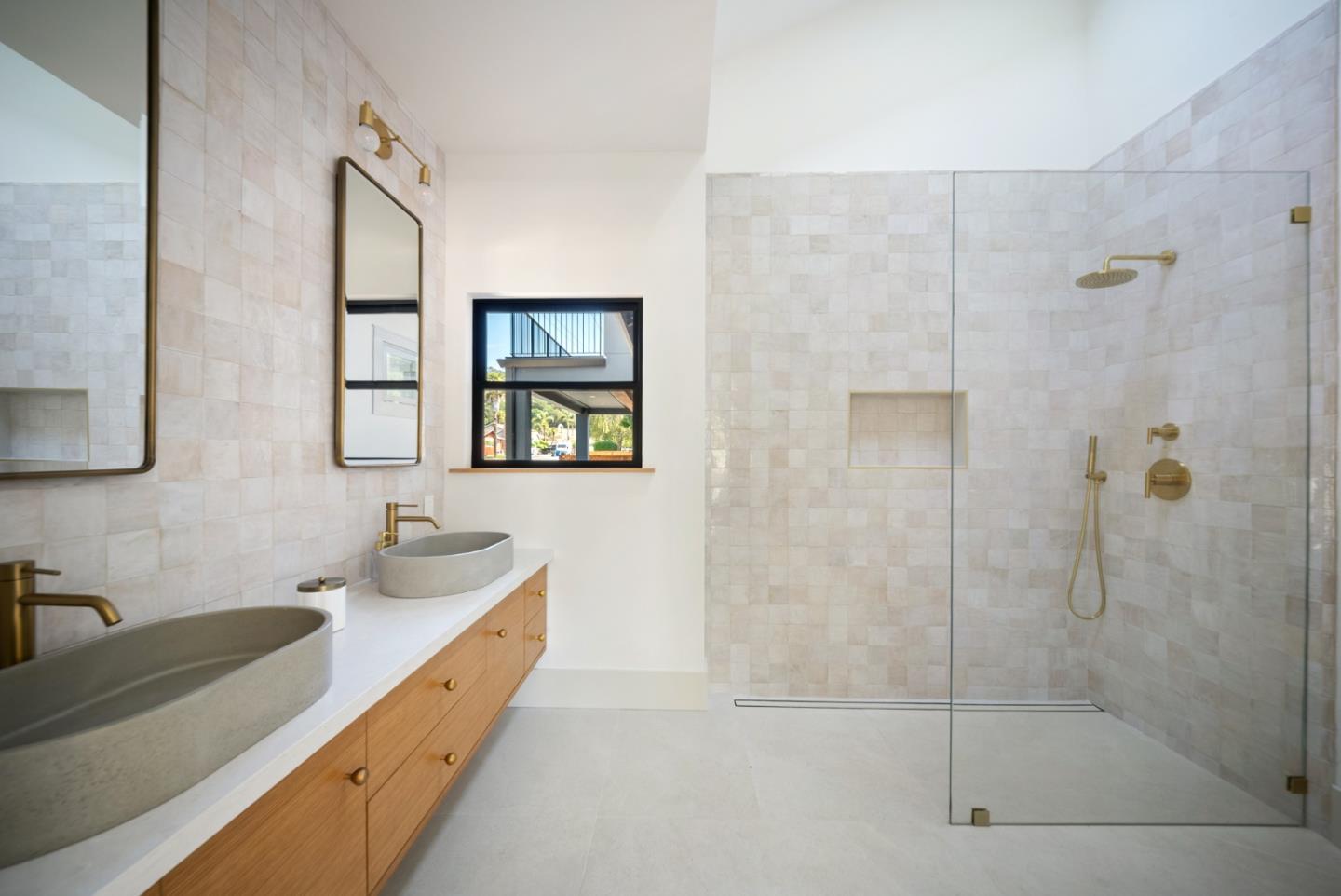 3240 North Main Street