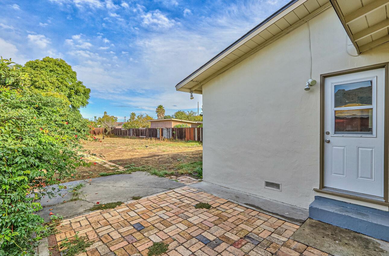 17 Williams Road