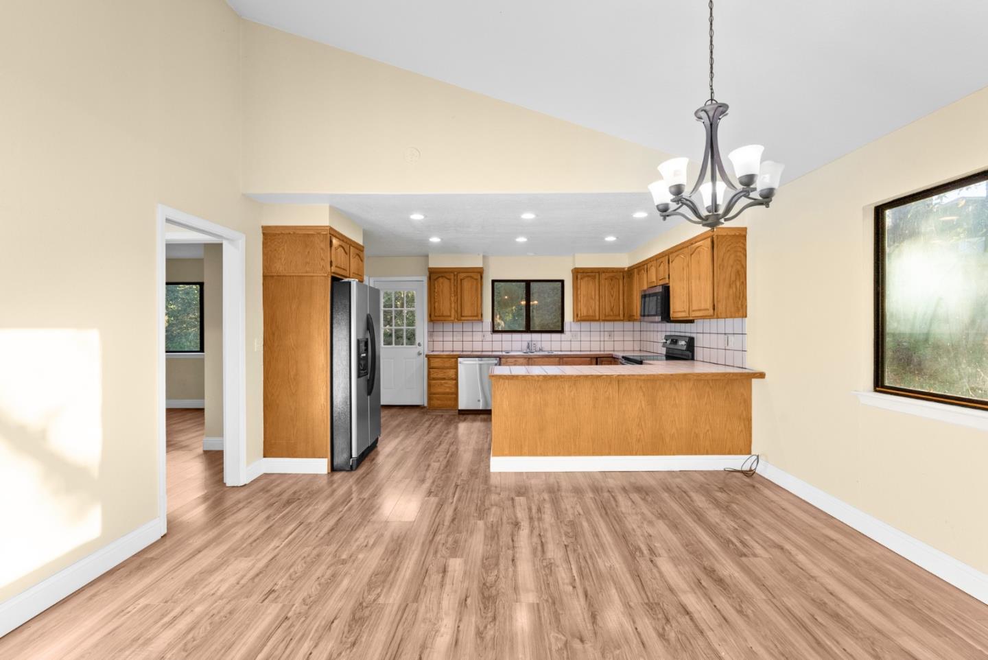 812 Loma Prieta Drive