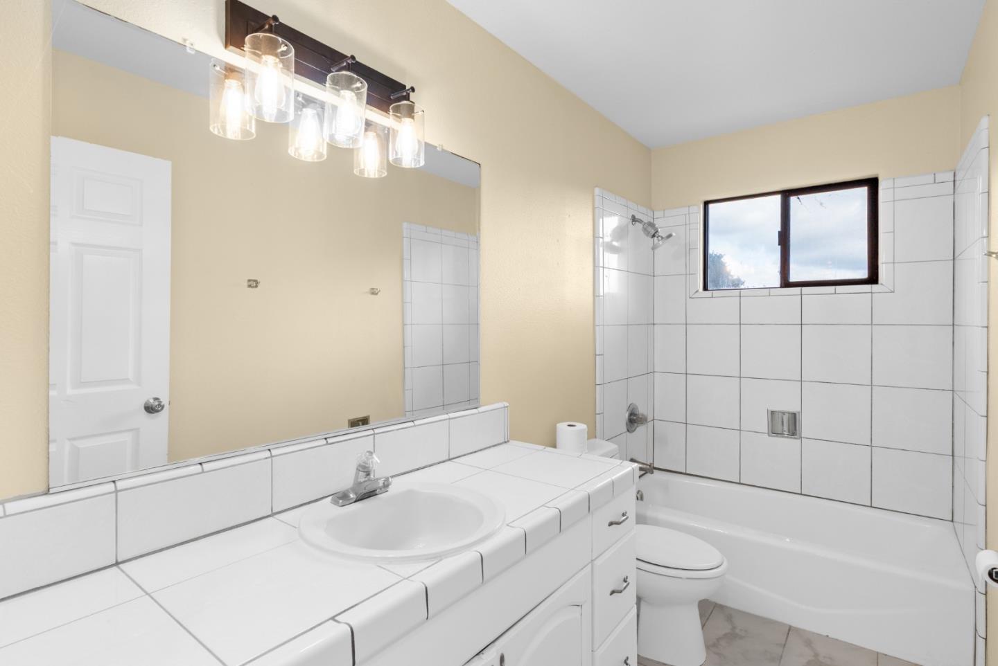 812 Loma Prieta Drive