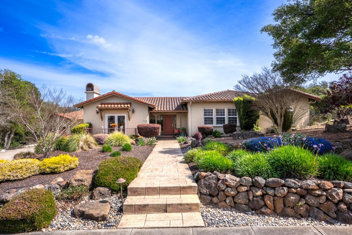 308 Ventana Way