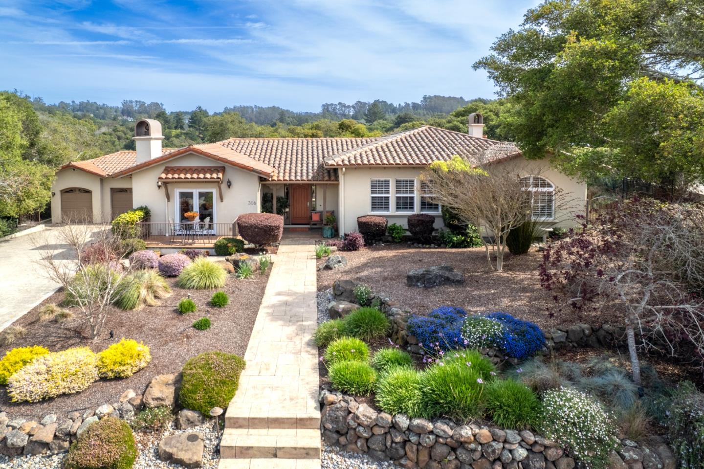 308 Ventana Way