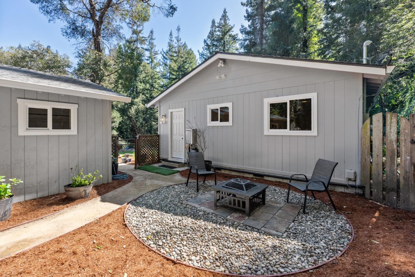 26650 Soquel San Jose Road