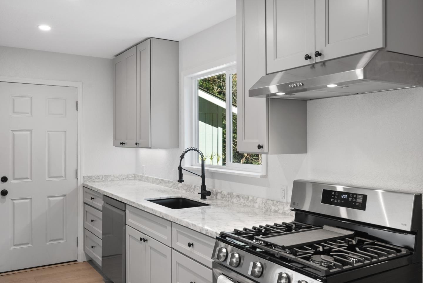 26650 Soquel San Jose Road