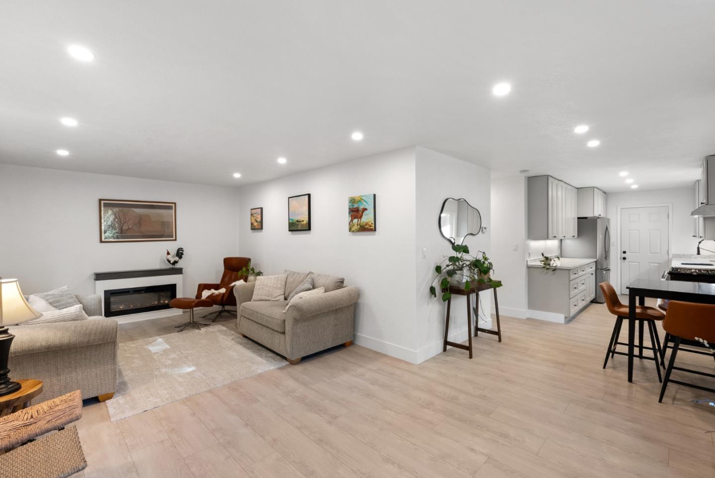 26650 Soquel San Jose Road