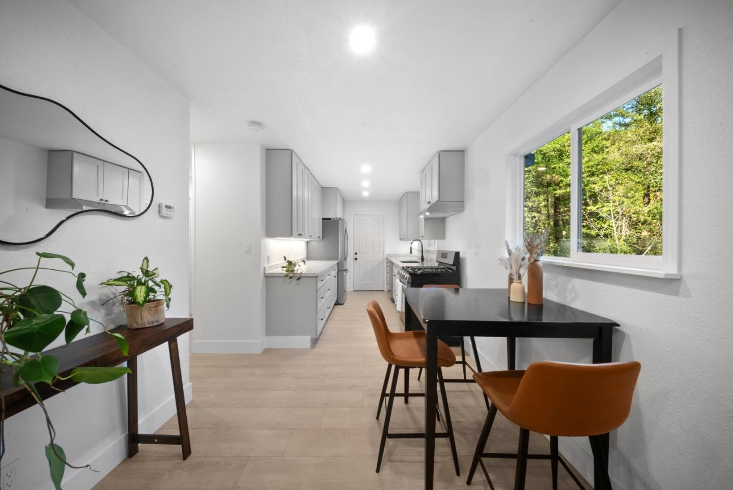 26650 Soquel San Jose Road