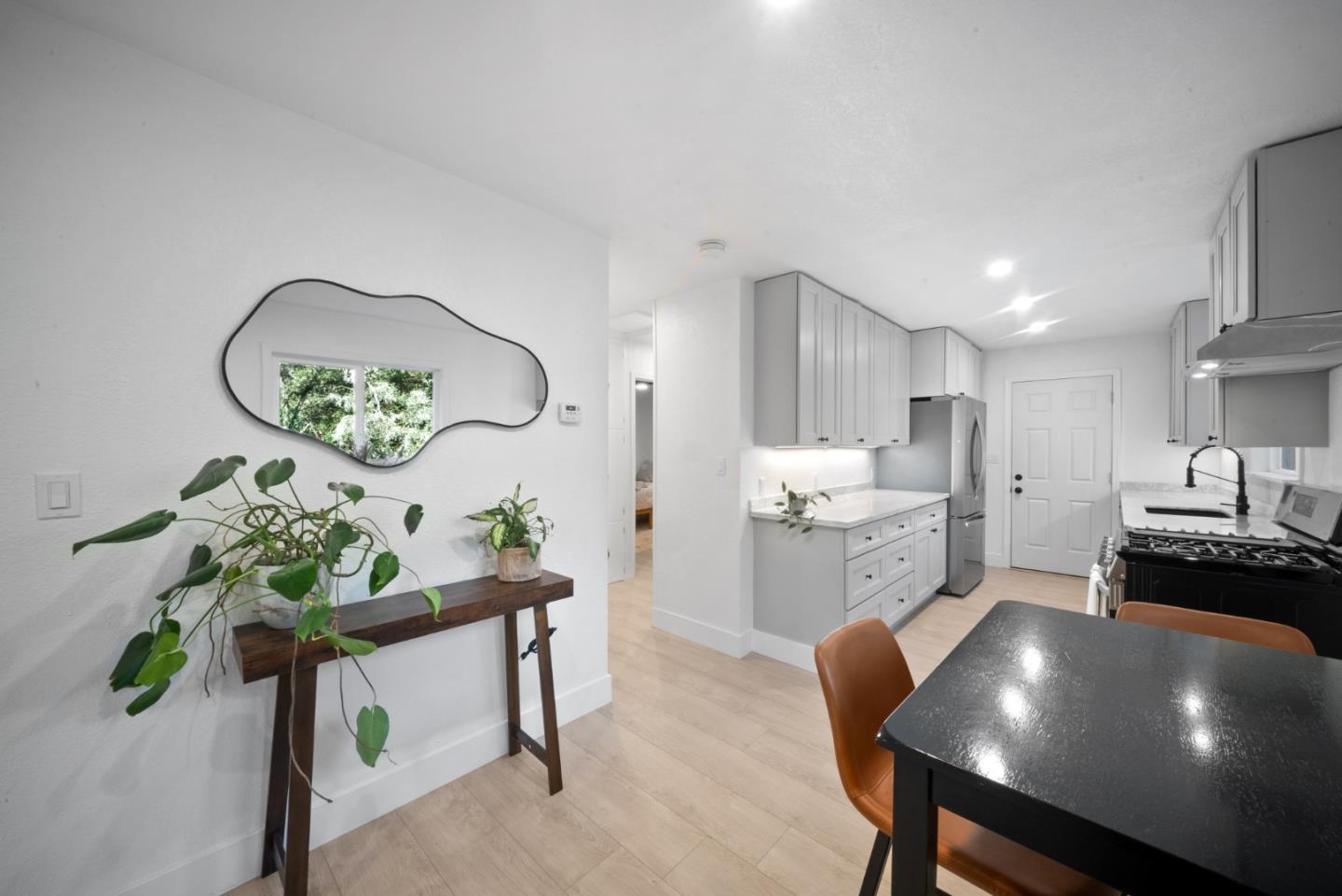 26650 Soquel San Jose Road