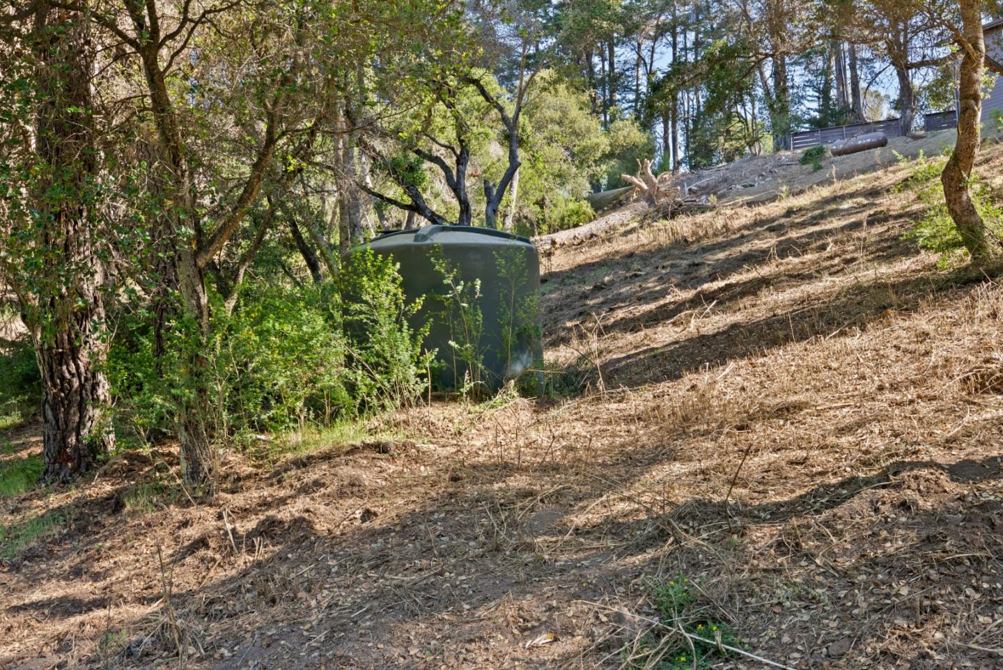 688 Calabasas Road