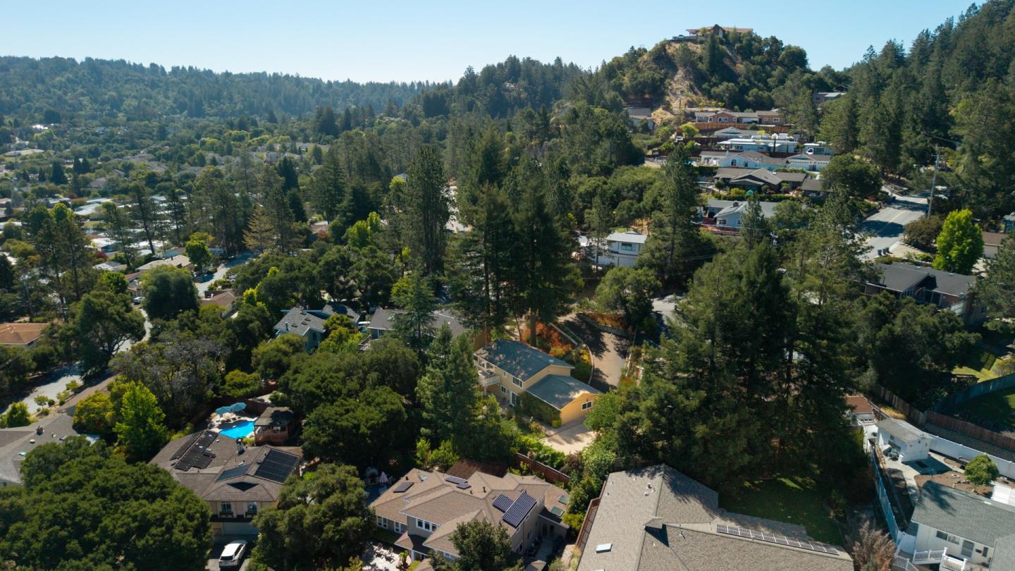 790 Whispering Pines DR