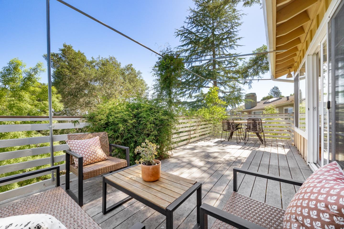790 Whispering Pines DR