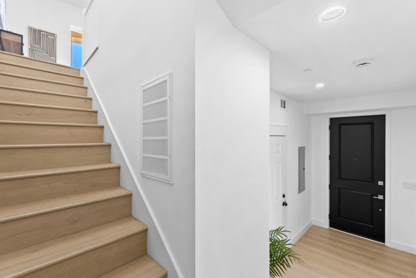 409 San Luis Avenue
