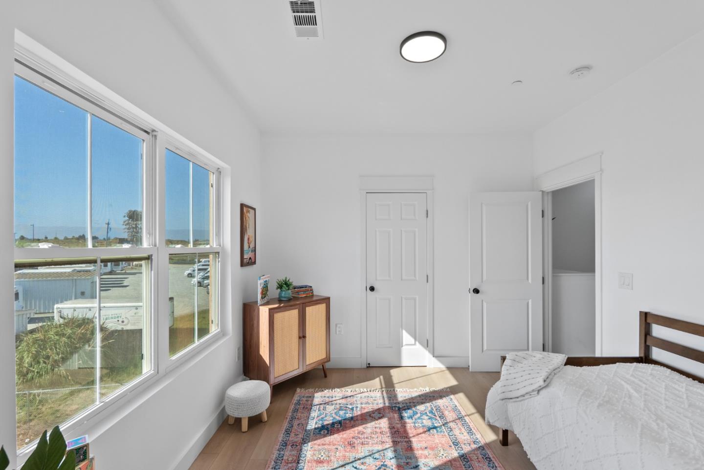 409 San Luis Avenue