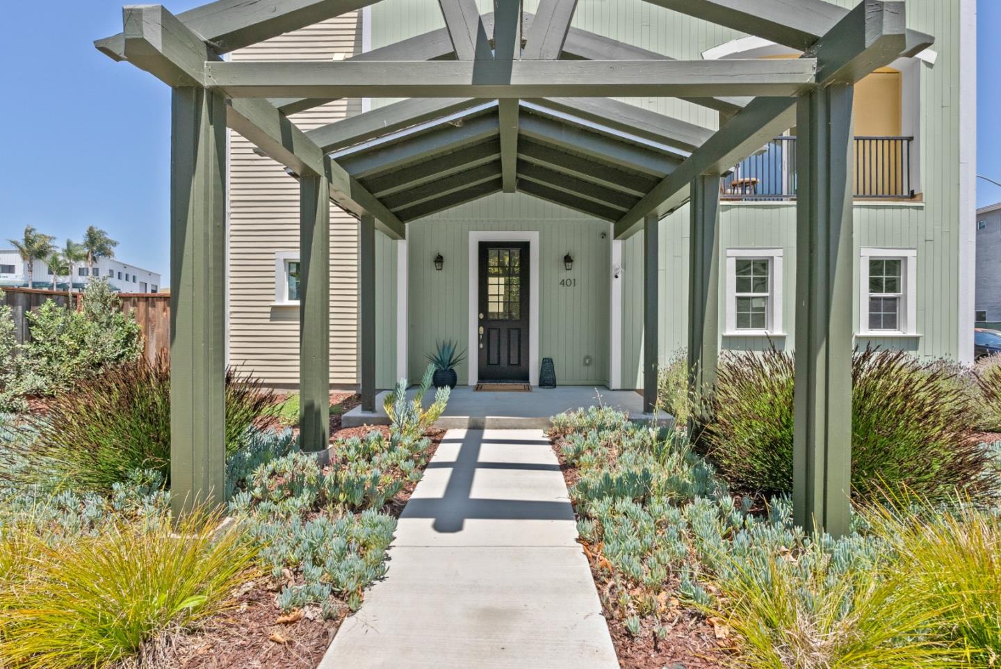 401 San Luis Avenue