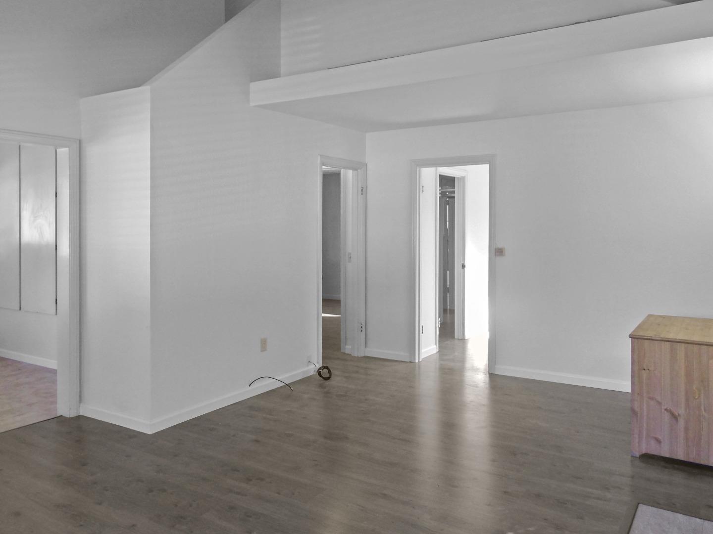 622 Sunset DR