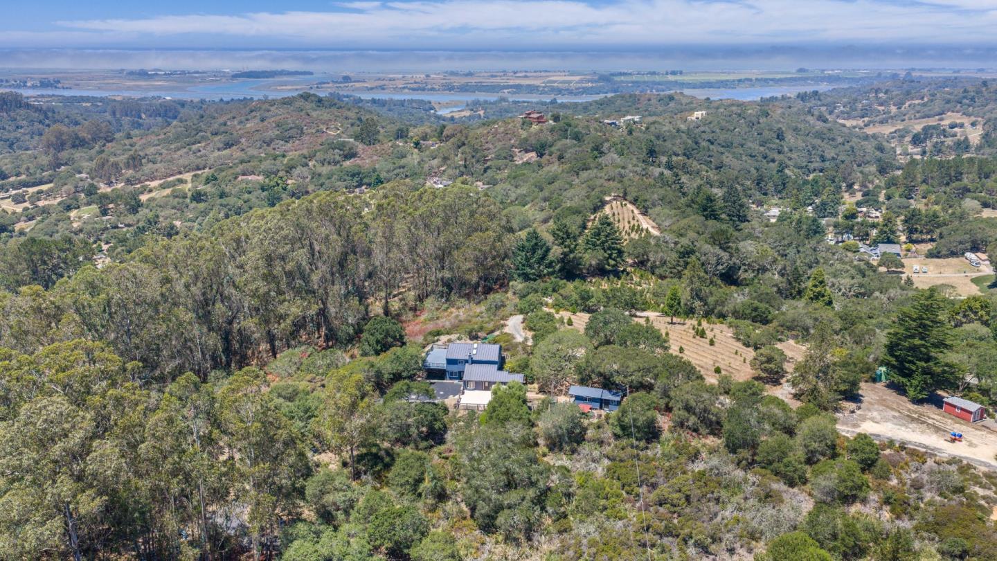 620 Hidden Valley RD