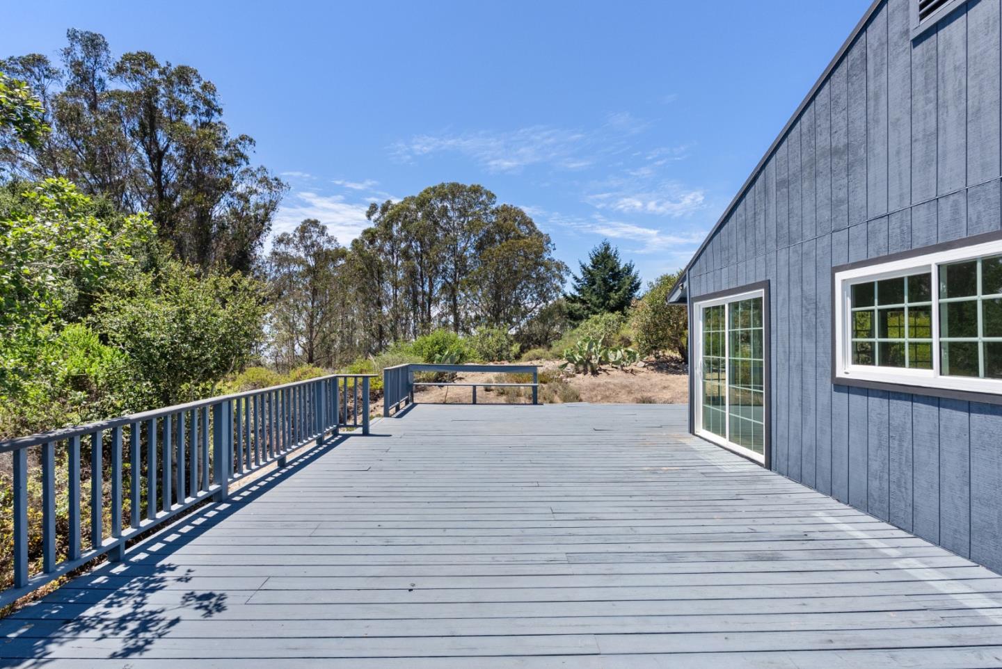 620 Hidden Valley RD