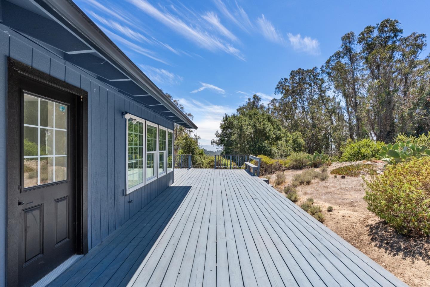620 Hidden Valley RD