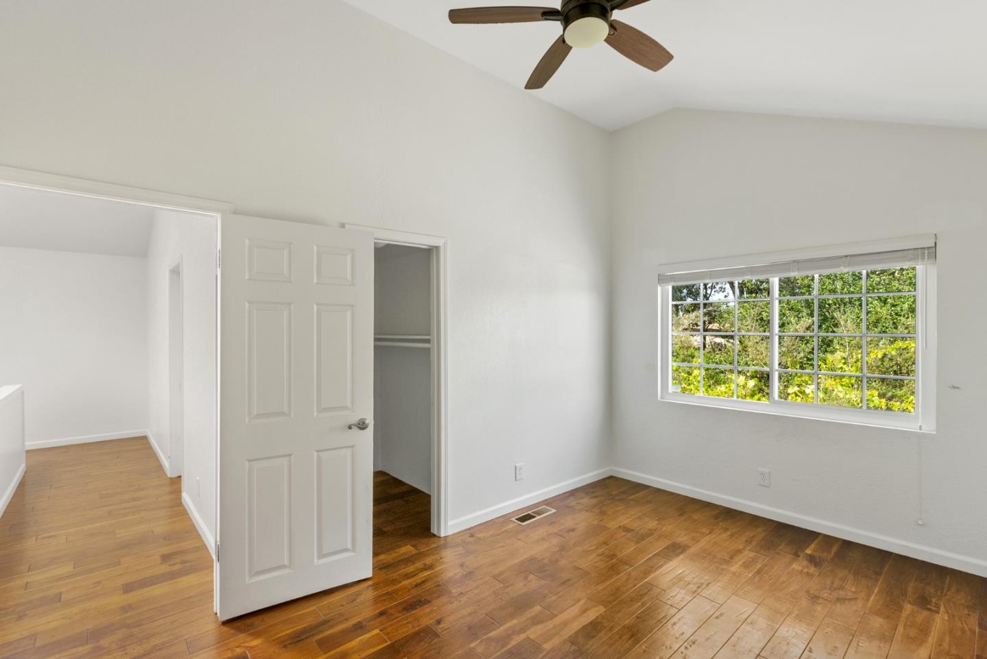 620 Hidden Valley RD