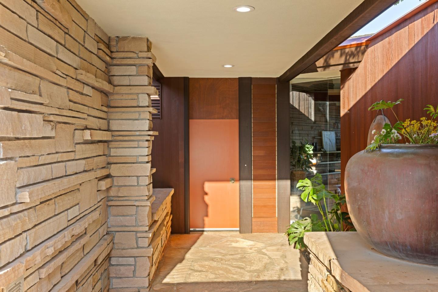 999 N Rodeo Gulch RD