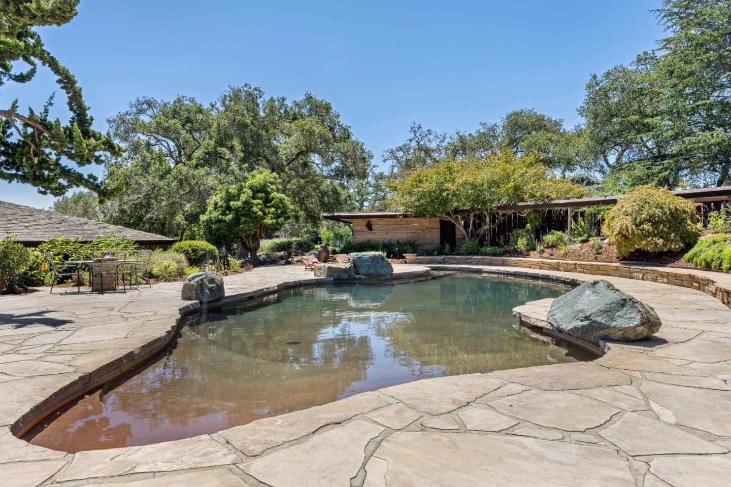 999 N Rodeo Gulch RD