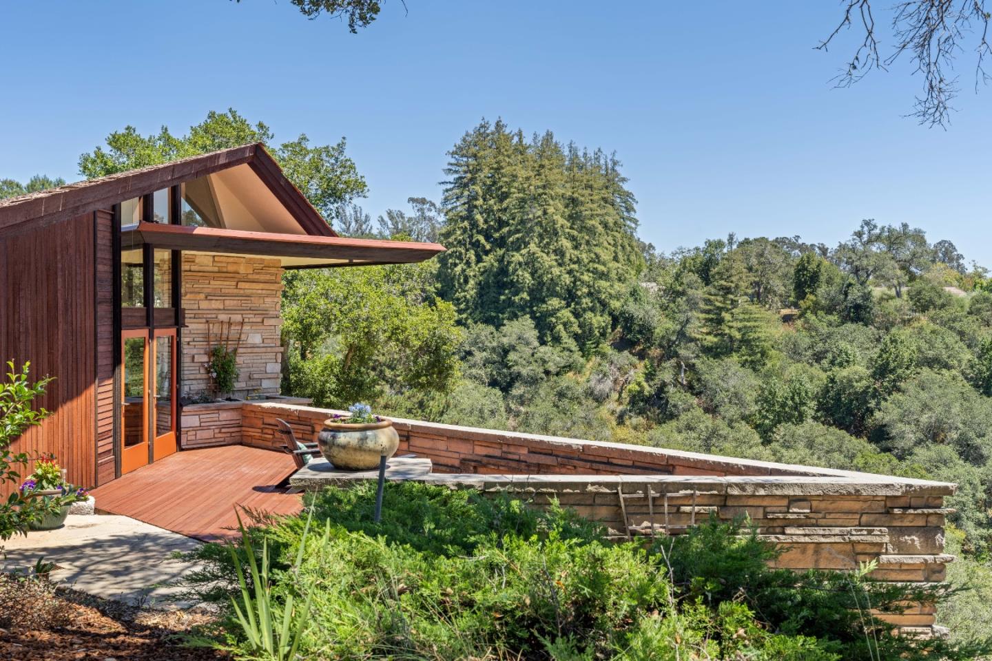 999 N Rodeo Gulch RD