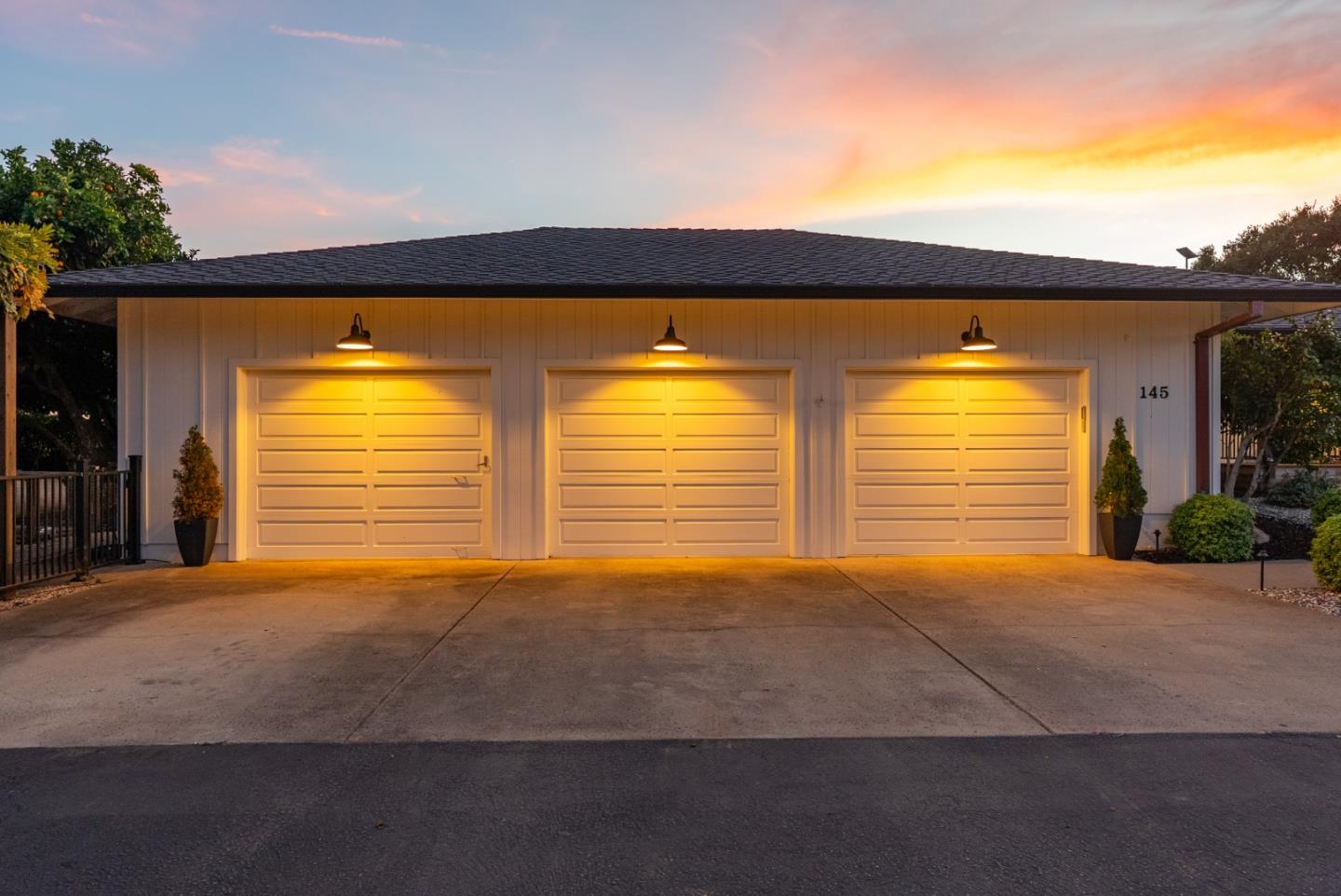 145 Coy DR