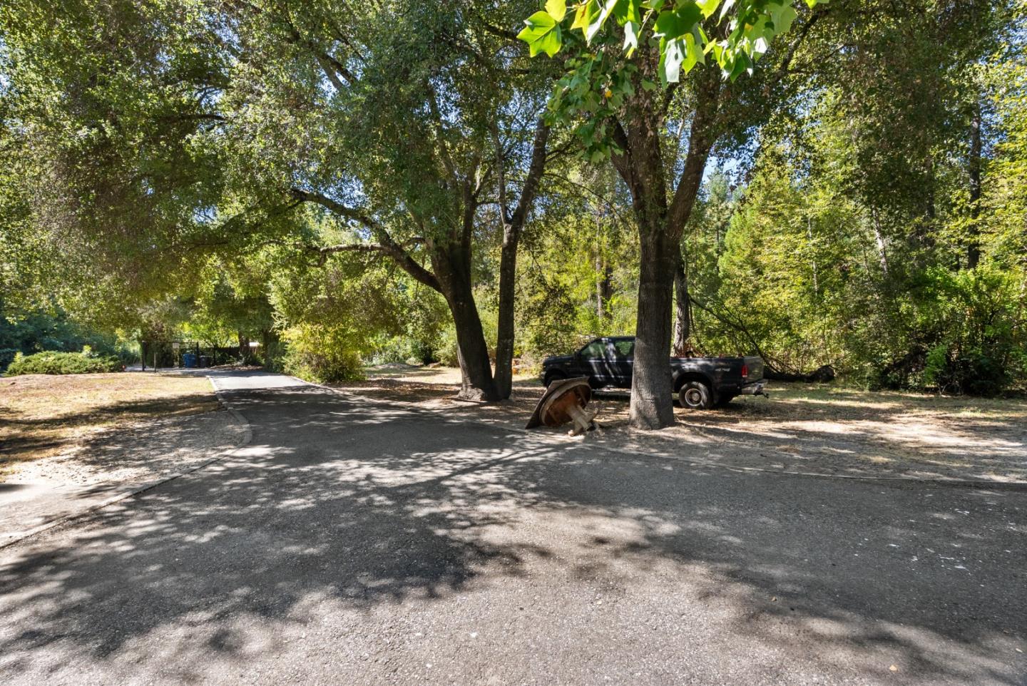 7267 W Zayante RD