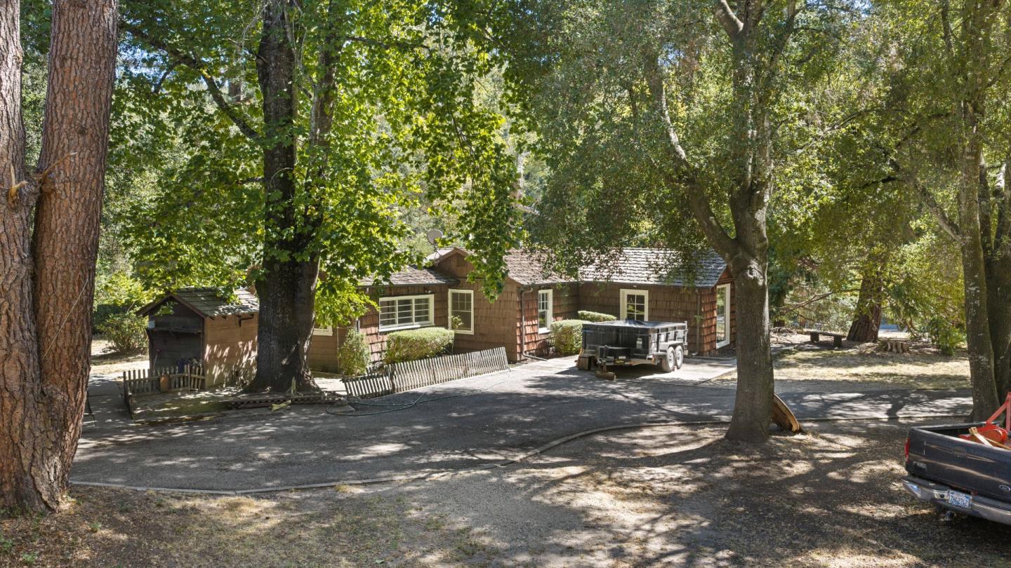 7267 W Zayante RD