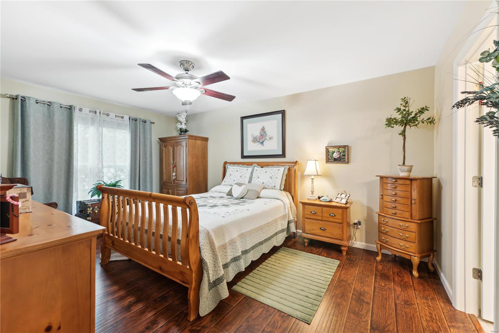 204 Pierce View Circle