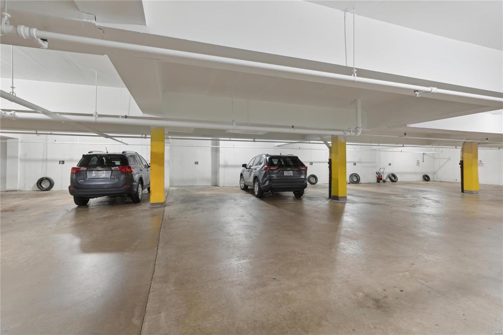 1525 Hampton Hall Drive Unit: 15