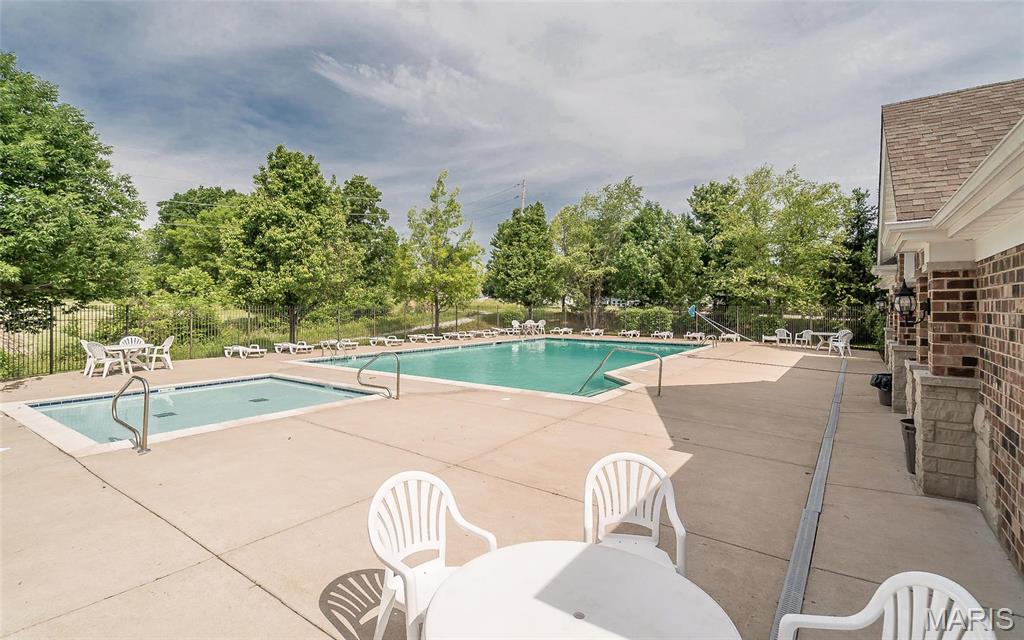 102 Carlton Point Drive