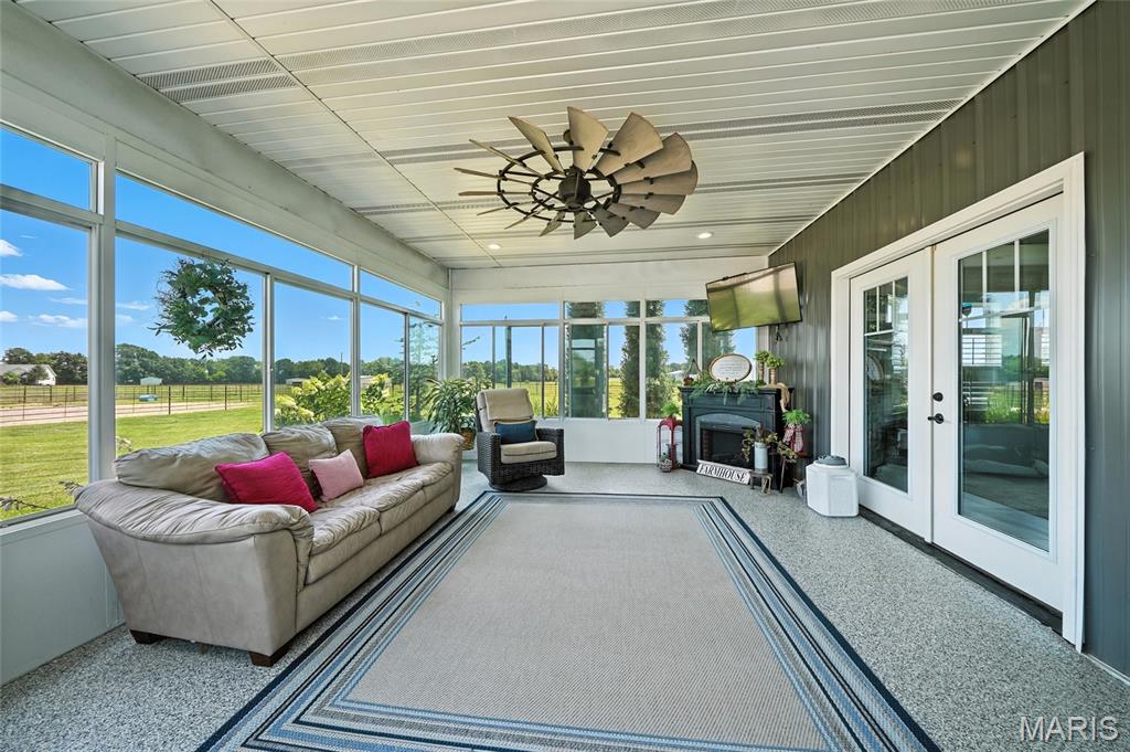 219 Fieth Rd Fieth Road
