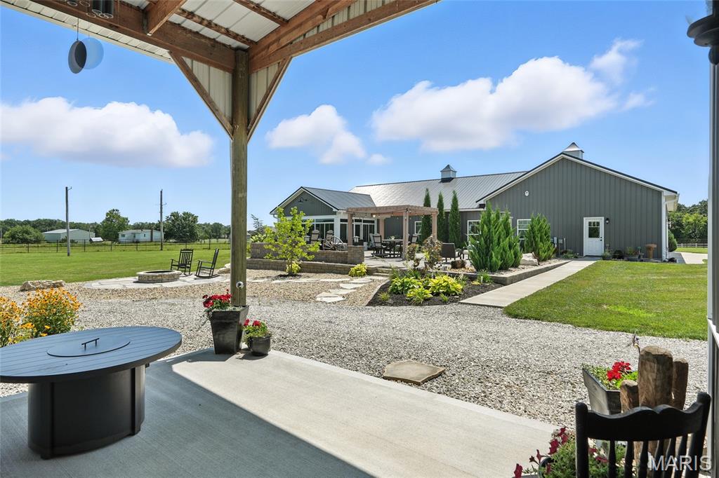 219 Fieth Rd Fieth Road