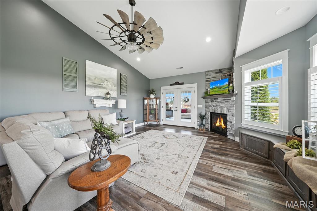 219 Fieth Rd Fieth Road