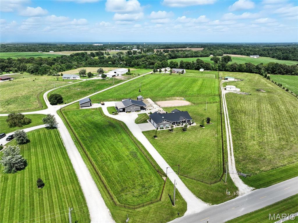 219 Fieth Rd Fieth Road