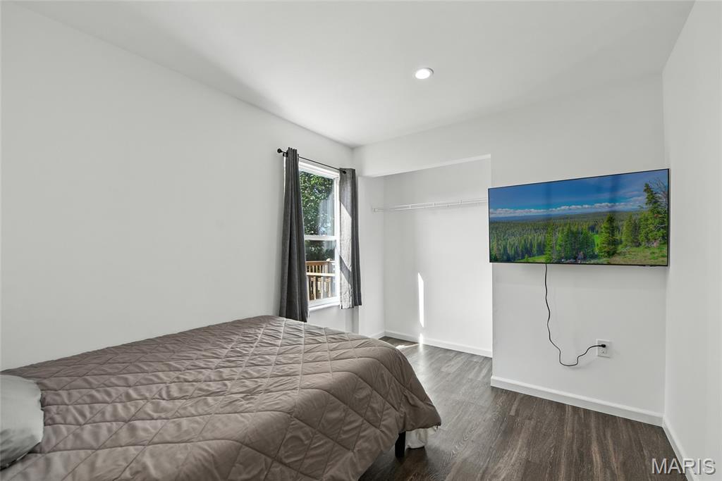 694 Tobermory Court