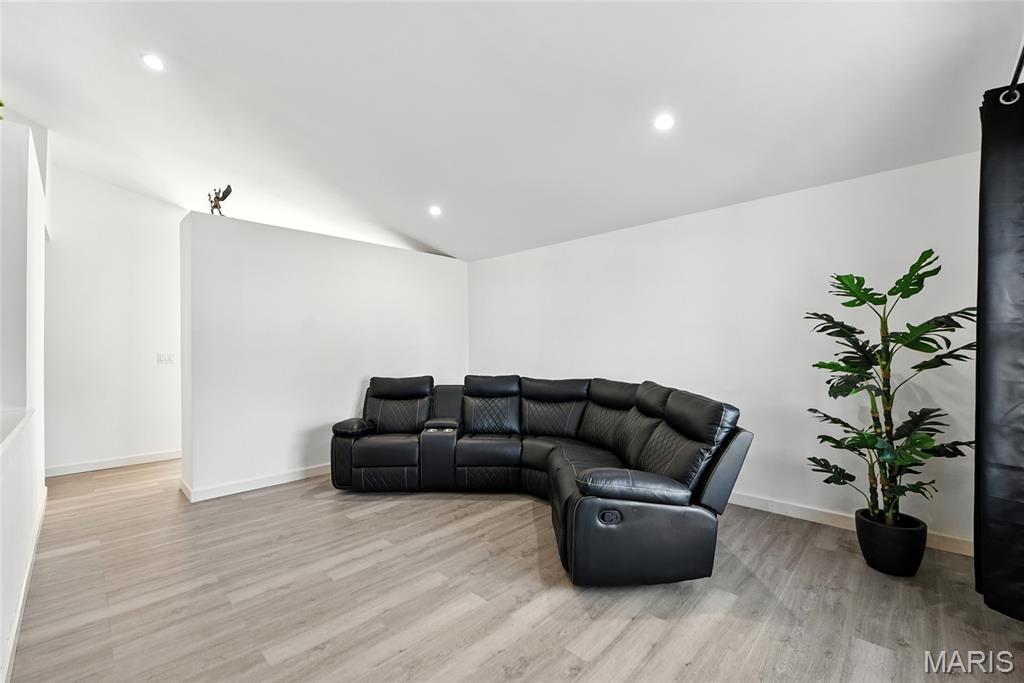 694 Tobermory Court