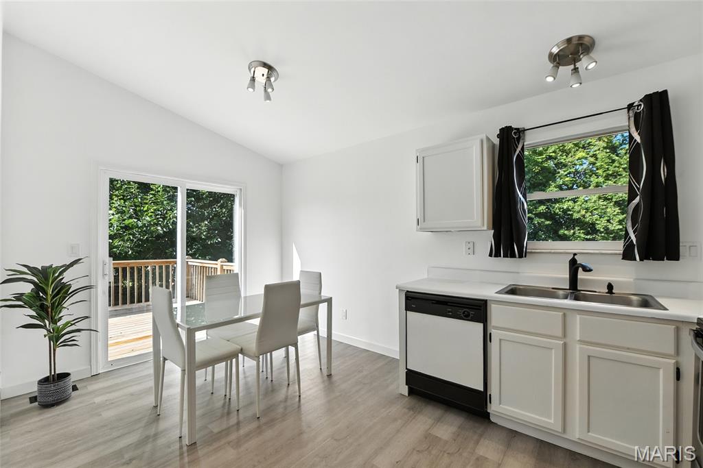 694 Tobermory Court