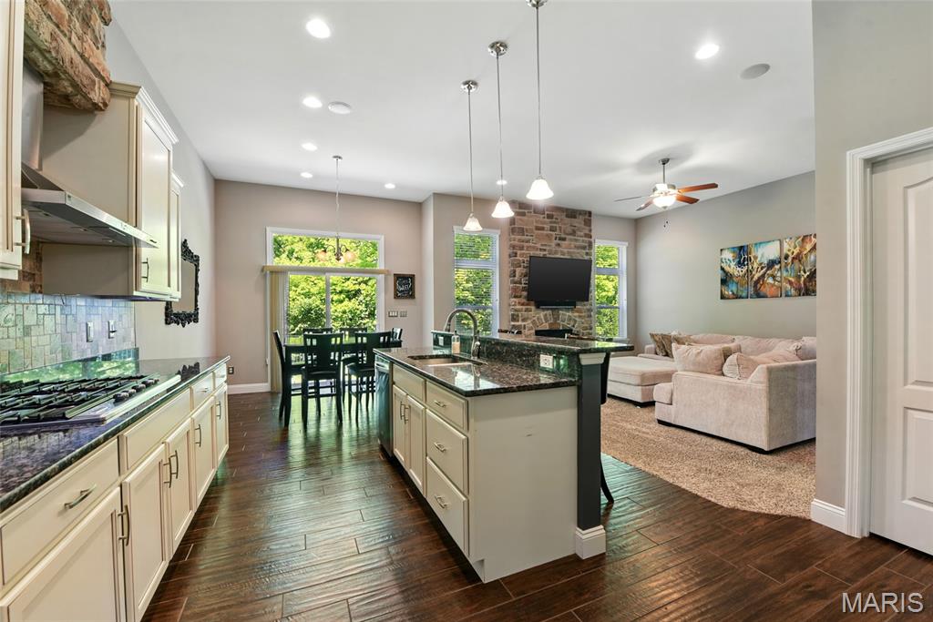 317 Hyde Park Avenue