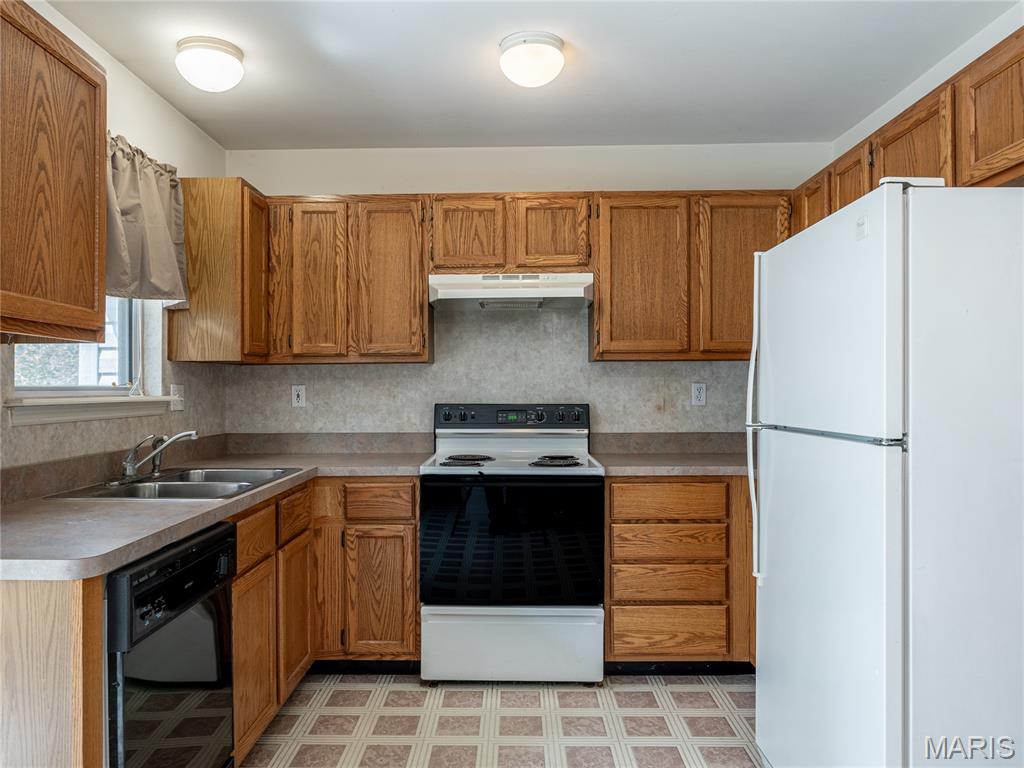 1129 Danielle Elizabeth Court