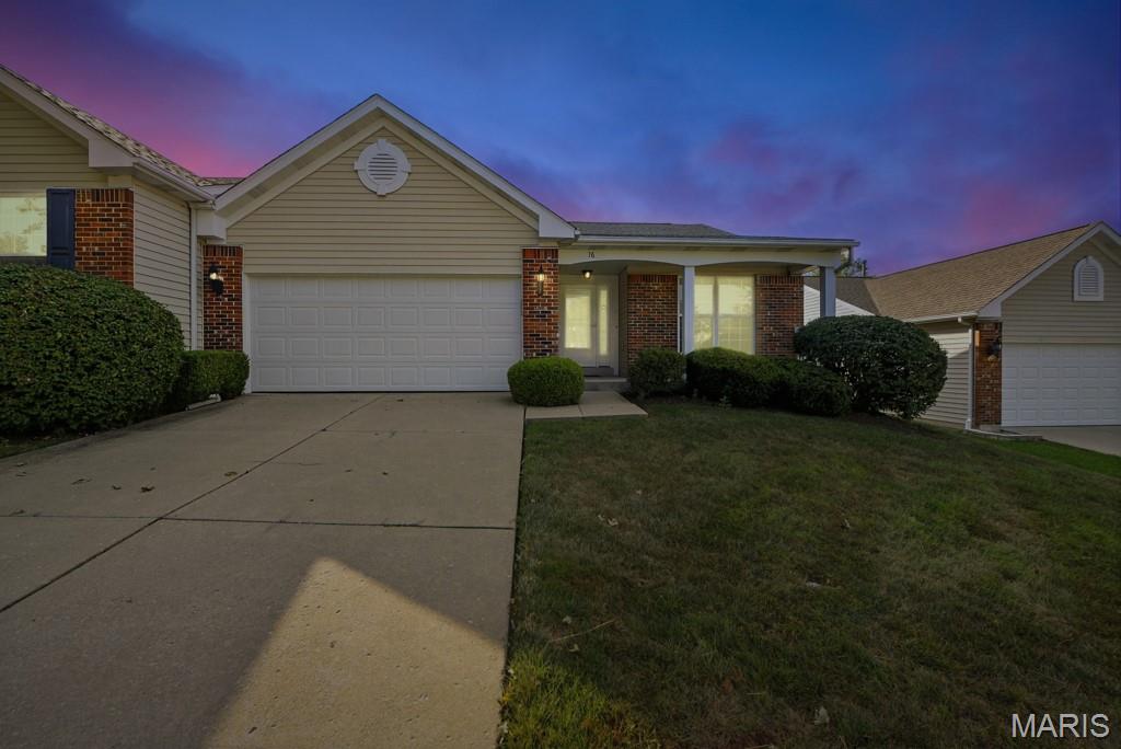 16 Hunting Manor Drive